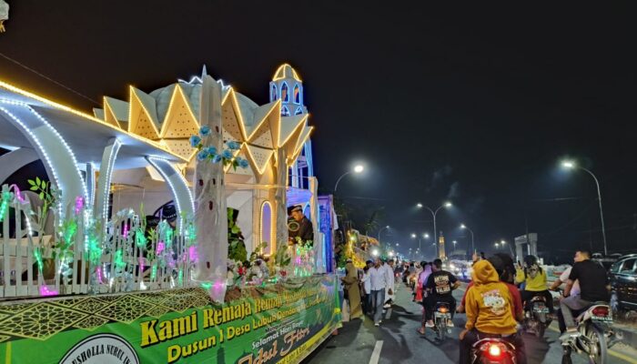 Pawai Takbiran Meriahkan Sergai, Ratusan Miniatur Masjid Padati Jalinsum