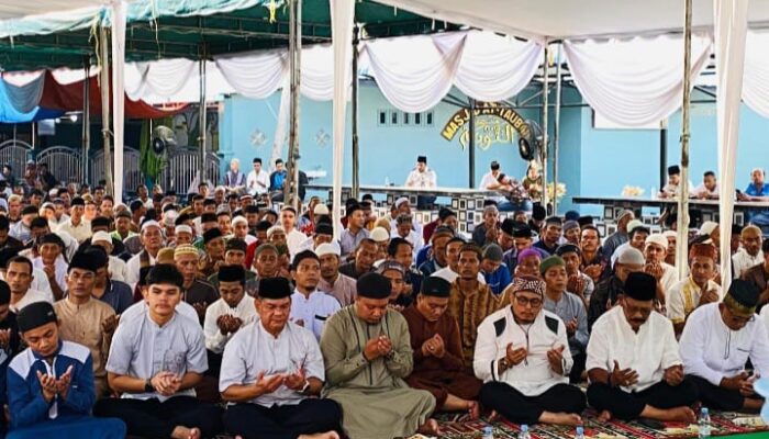 Petugas Lapas Labuhan Ruku Gelar Sholat Idul Fitri Bersama Warga Binaan
