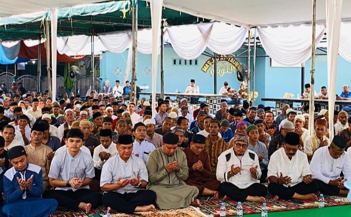 Petugas Lapas Labuhan Ruku Gelar Sholat Idul Fitri Bersama Warga Binaan