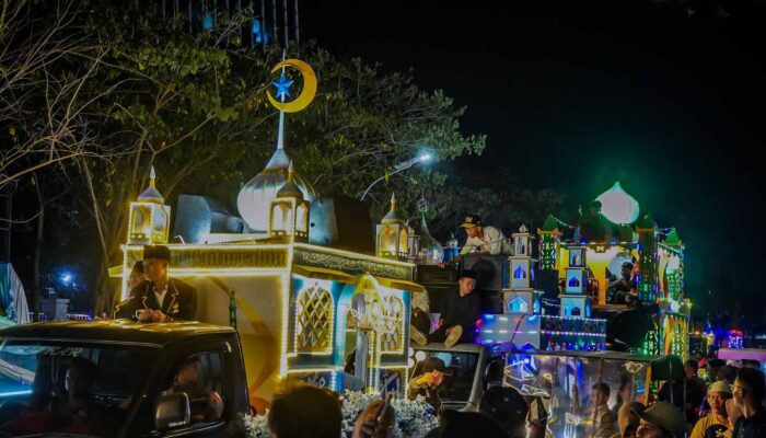 Warga Medan Utara Antusias Saksikan Pawai Takbiran Malam Idulfitri