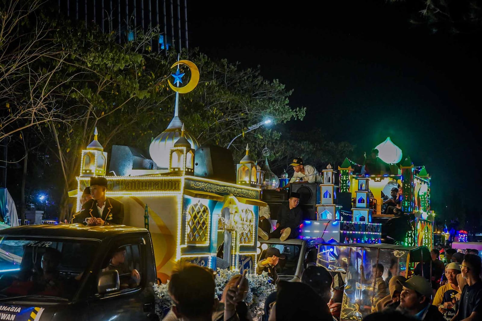 Warga Medan Utara Antusias Saksikan Pawai Takbiran Malam Idulfitri