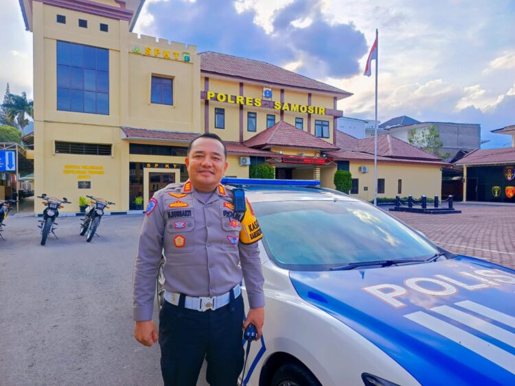 Pos Pam Polres Samosir Siaga 24 Jam Amankan Arus Lalin Selama Libur Lebaran 2026