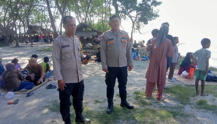 Personel Polsek Pantai Labu Pantau Objek Wisata saat Libur Idul Fitri