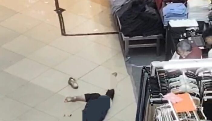 Lompat Dari Lantai IV, Pengunjung Plaza Tewas Mengenaskan