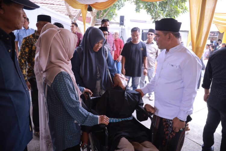 Syech Muharram Silaturahmi Bersama Masyarakat di Kediaman Pribadi