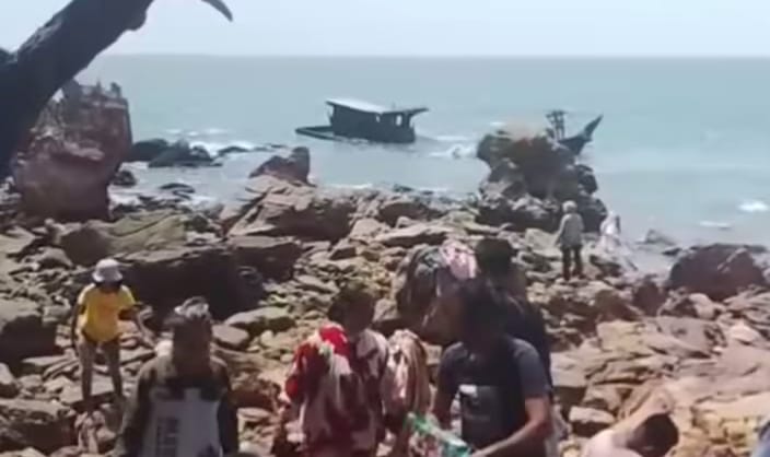 Nyaris Tenggelam, Penumpang Kapal Motor Terdampar Di Pulau Salah Nama
