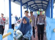 Pastikan Keamanan Pemudik, Kapolres Aceh Singkil Pantau Pelabuhan Fery
