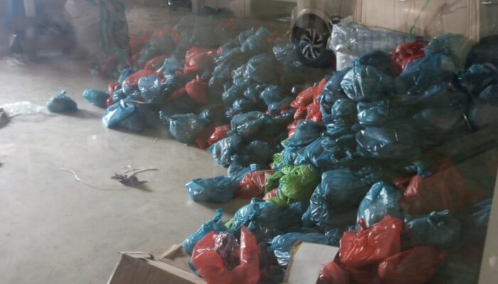 Sidak DPRD Tapteng: Bantuan Bencana Menumpuk di Kantor Bupati