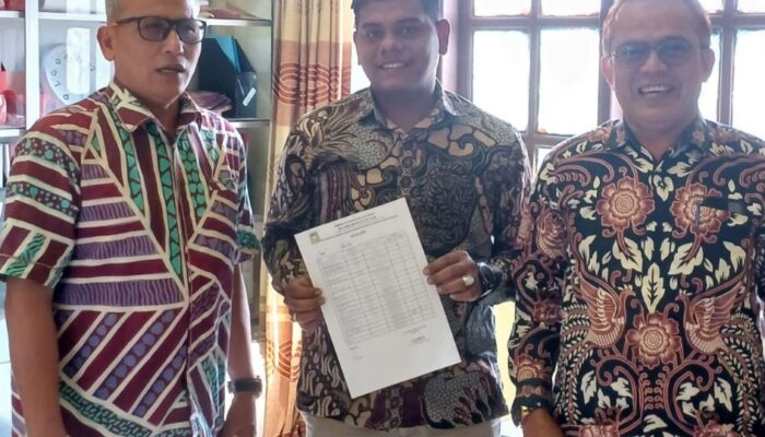 Abdullah Minta Camat Tingkatkan Kinerja Dan Disiplin