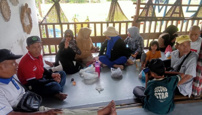 Alumni SDN 060806/118 Medan Angkatan 1980 Gelar Halal Bihalal di Pantai Labu
