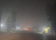 Asap Arang Batok Kepung Permukiman Warga Desa Pon