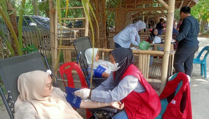 PMI Deliserdang Kumpulkan 17 Kantong Darah di Pasar Kamu Denai Lama