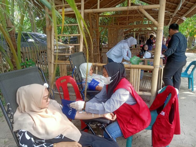 PMI Deliserdang Kumpulkan 17 Kantong Darah di Pasar Kamu Denai Lama