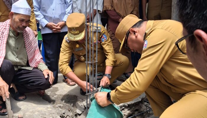 Bupati Deliserdang Letakkan Batu Pertama Pembangunan Rumah Layak Huni untuk Warga Miskin
