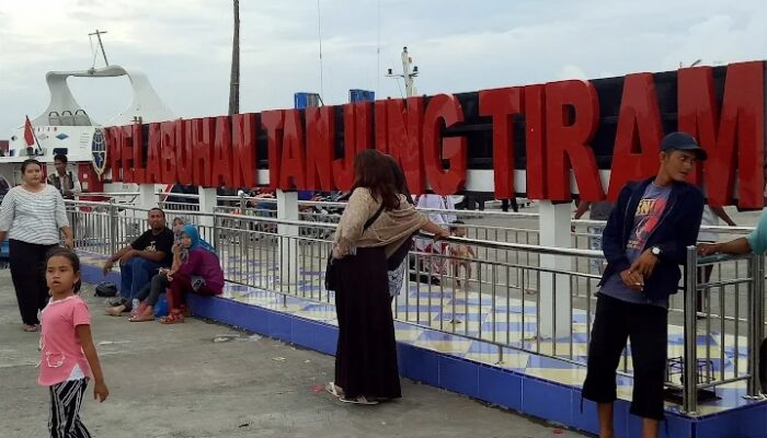 Refleksi Karamnya Kapal Motor Masa Lebaran Di Pulau Salah Namo