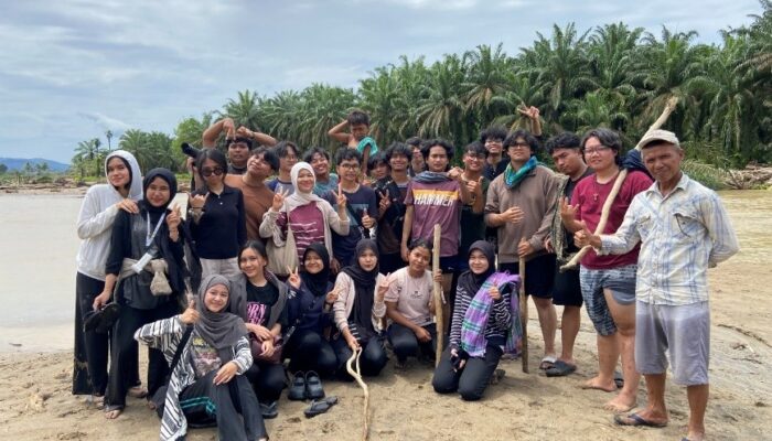 Puluhan Mahasiswa USU Lakukan Pengabdian Masyarakat, Hidupkan Institusi Sosial Pascabencana