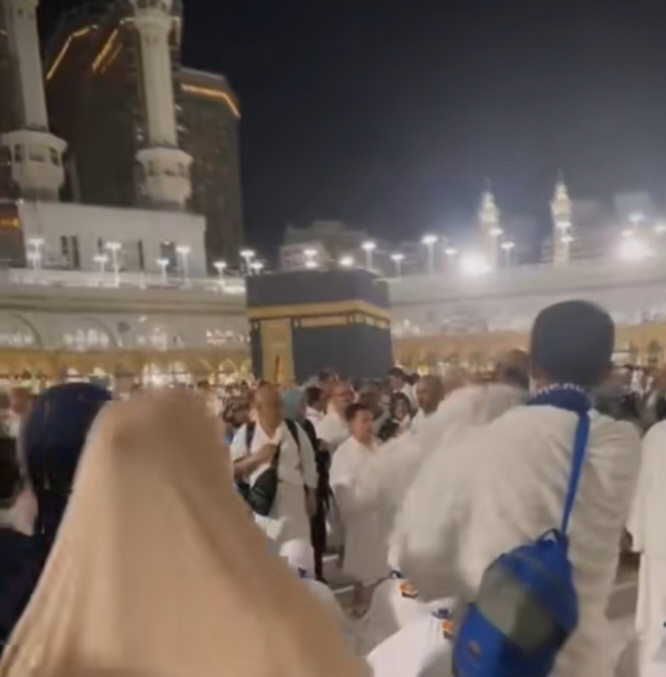 Penerbangan Timur Tengah Ditutup, Jemaah Umrah Indonesia di Madinah Tunggu Kepastian Kepulangan