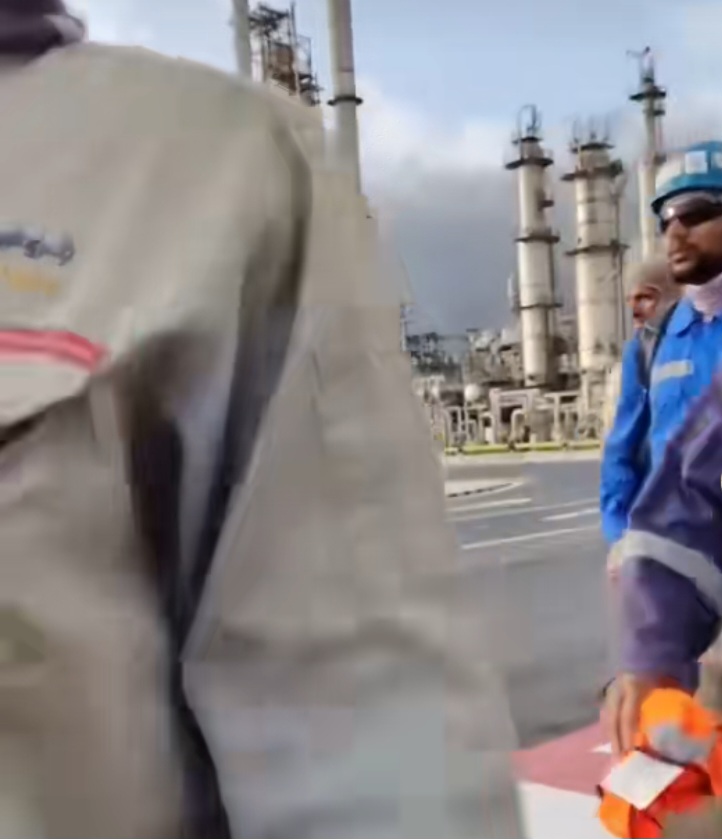 Iran Sebut Drone Israel yang Menyerang Kilang Minyak Terbesar Arab Saudi