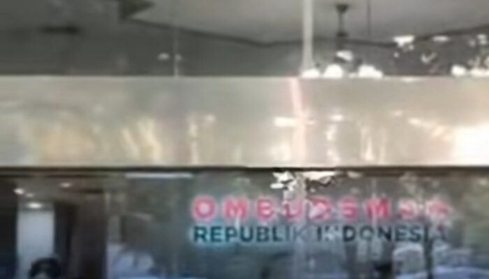 Kejagung Geledah Rumah dan Kantor Komisioner Ombudsman terkait Perintangan Kasus Ekspor CPO