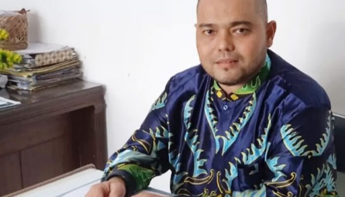 Ketua Dewan UKM Sebut Bupati Labuhanbatu Dalam Bayang-bayang Nepotisme