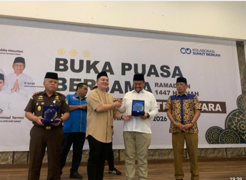 KNPI Sumut Beri Penghargaan Kepada Bupati Batu Bara Sebagai Kepala Daerah Penggerak Kearifan Lokal Dan Pertumbuhan Ekonomi Daerah