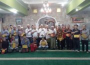 Kompatir Salurkan Bingkisan Ramadhan Kepada Jamaah Pelanggan Air Tirtanadi