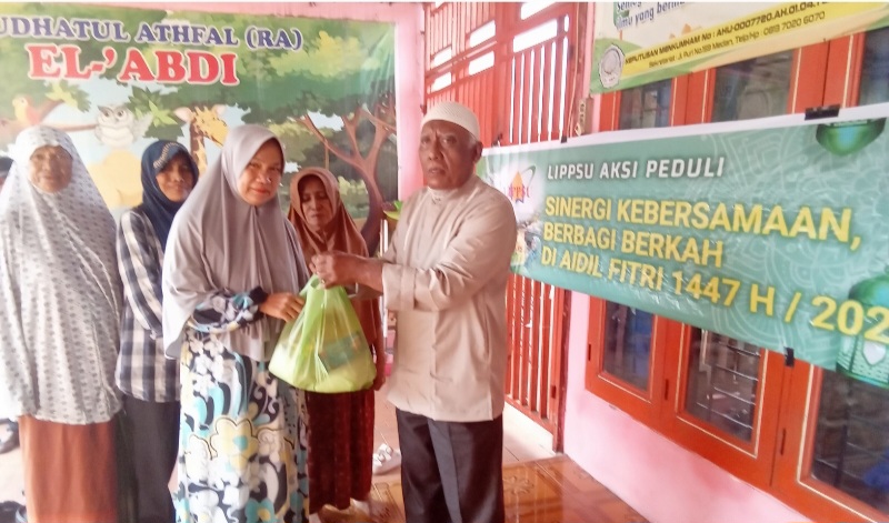 LIPPSU Salurkan 300 Paket Sembako Untuk Kaum Duafa Di Medan Dan Aceh Tamiang