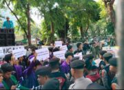 Mahasiswa Kepung DPRD Sumut, Tuntut Keadilan Untuk Andrie Yunus
