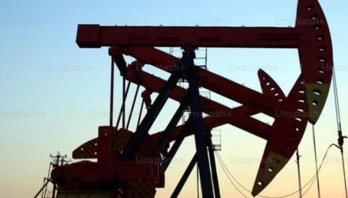 Harga Minyak Dunia Berbalik Turun Jelang Lebaran