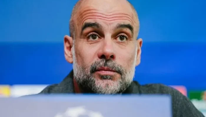 Pep Guardiola Tak Pernah Bosan Menangi Trofi Bersama City