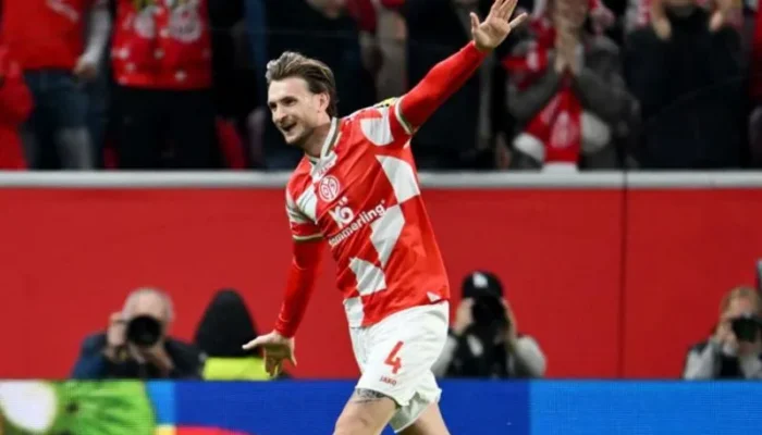 Liga Conference: Mainz Hantam Strasbourg, Rayo Vallecano Atasi AEK Athens