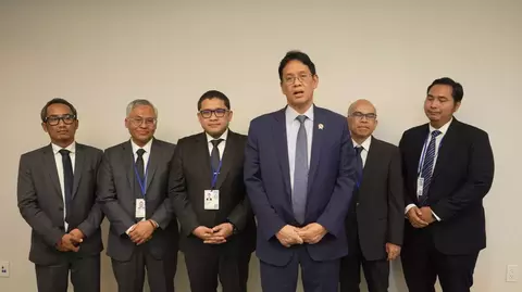 Purbaya Tunjukkan Kekuatan Fiskal RI di IMF, SAL Rp420 T Jadi Tameng Gejolak Global