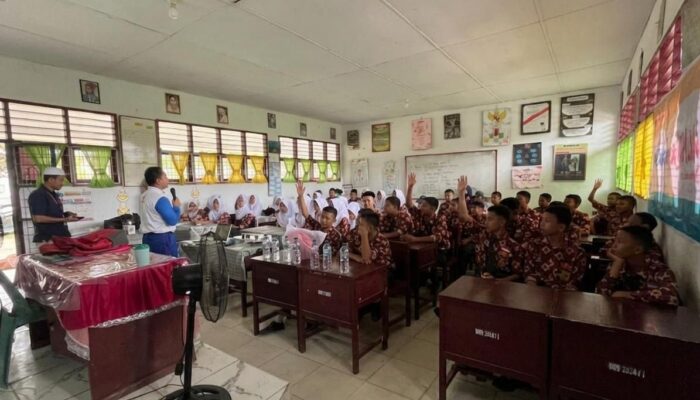 Honda Edukasi #cari_aman Pelajar Asahan