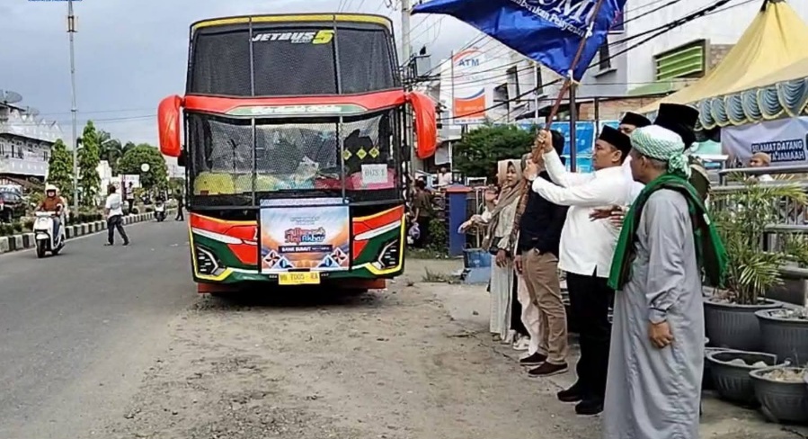 Pj Sekda Palas Berangkatkan 58 Calon Haji Ikuti Manasik Di Medan