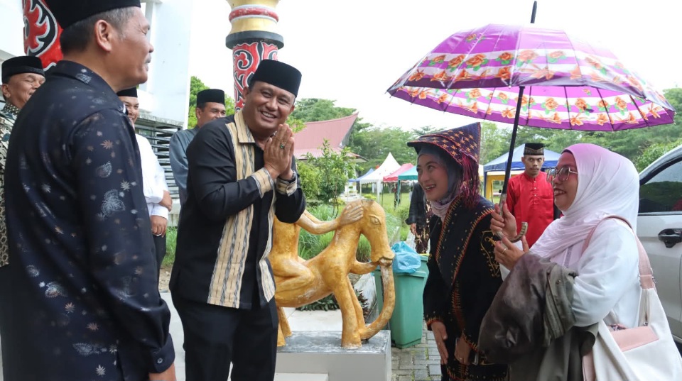 Wabup Dairi Apresiasi Safari Dakwah Ustadzah Irma, Ajak Jaga Akhlak Di Bulan Syawal