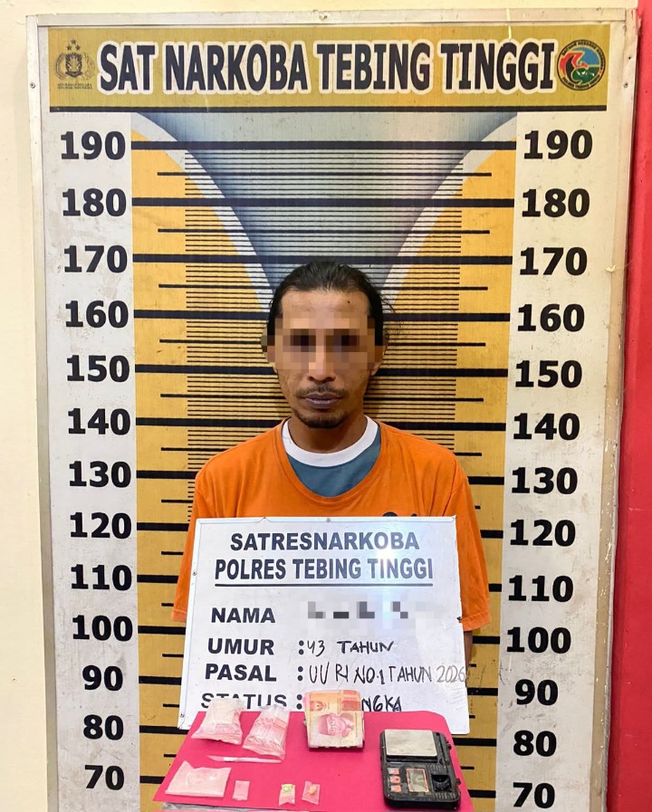 Dini Hari, Residivis Pengedar Narkoba Di Gang Subur Diciduk Polisi