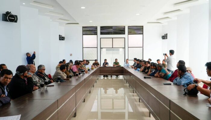 Pemkab Humbahas Fasilitasi Mediasi Konflik Di Matiti II, Sepakat Damai