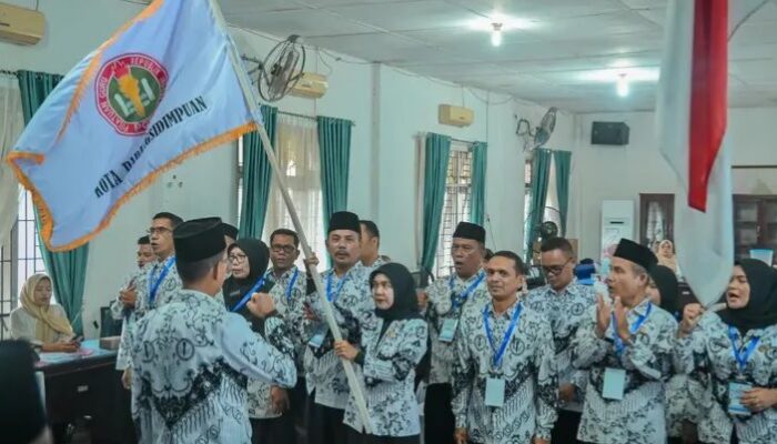 Pengurus PGRI Padangsidimpuan Dilantik, Siap Perkuat Profesionalisme Guru