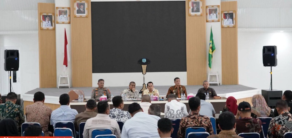 Bupati Palas Pimpin Rapat MTQ Ke-16, Wabup Jadi Ketua Umum