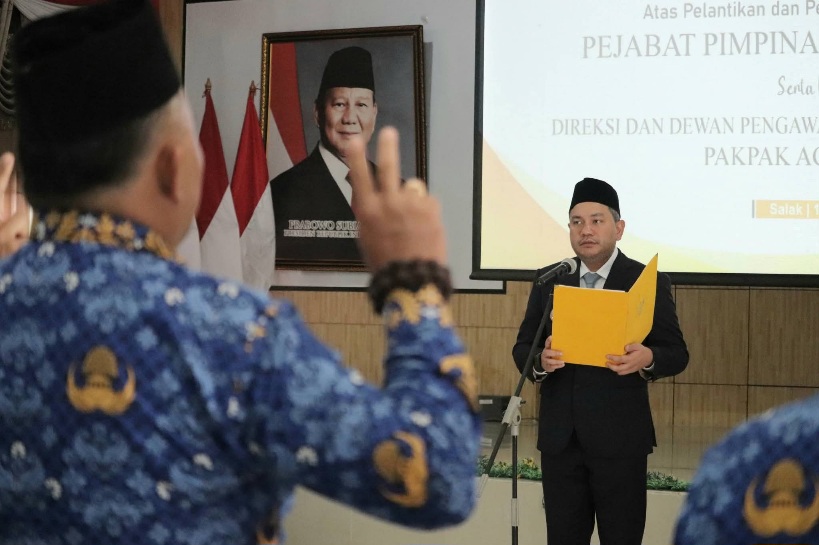 Bupati Pakpak Bharat Lantik 4 Pejabat Tinggi Pratama Dan Direksi Perumda PAL