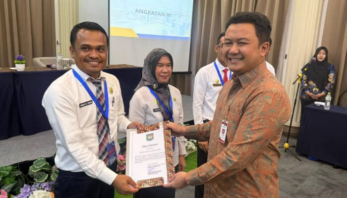 Camat Doloksanggul Terbaik I Diklat Nasional Kemendagri