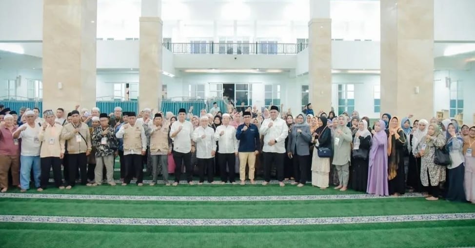 Bank Sumut Dan Bank Sumut Syariah P.Sidimpuan Fasilitasi 148 Calhaj Ikuti Manasik Haji Akbar Di Medan