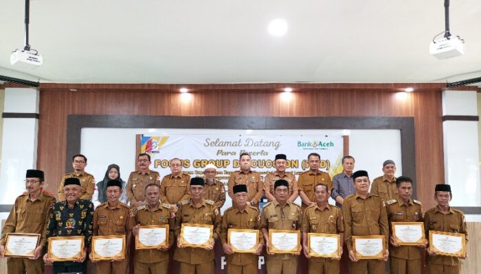 Pencairan DD Tercepat Tahap I 2026, Pemkab Nagan Raya Beri Penghargaan Ke 10 Desa