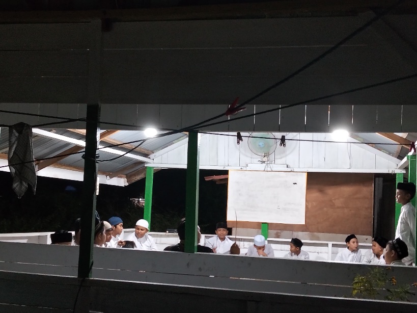 Metode Belajar Seru, Pengajian Dayah QAHA Lhokseumawe Dipenuhi Canda Ceria