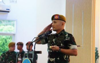 Letkol Arh Wahyu Hidayat Pimpin Upacara Kenaikan Pangkat Bintara dan Tamtama