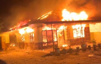 Kebakaran Hanguskan Rumah dan Empat Sepeda Motor di Pantai Labu