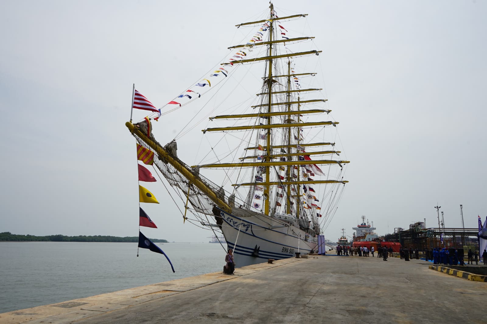 KRI Bima Suci Tiba Di Belawan, Rico Waas Siap Kenalkan Potensi Medan Ke Mata Dunia