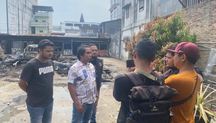 Labfor Polda Sumut Selidiki Penyebab Kebakaran Tempat Penyimpanan Mobil di Kisaran, Ini Rincian Jenis 19 Mobil yang Hangus