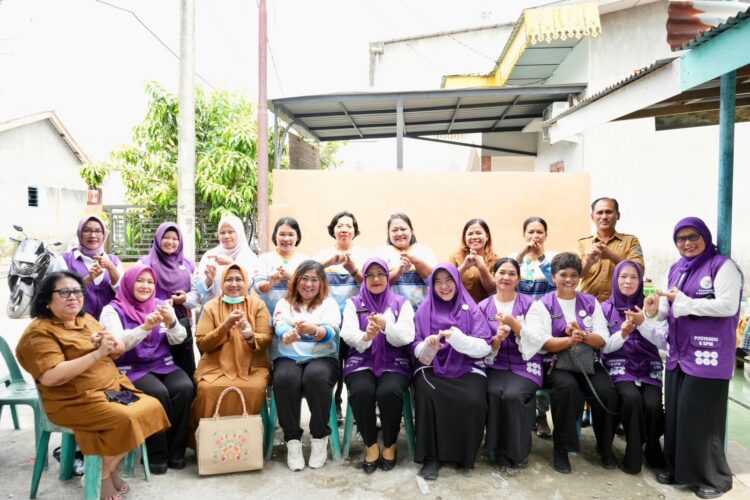 Kunjungi Posyandu Tunas Bangsa II, Ketua Tim Pembina Posyandu Binjai Dorong Pencegahan Stunting