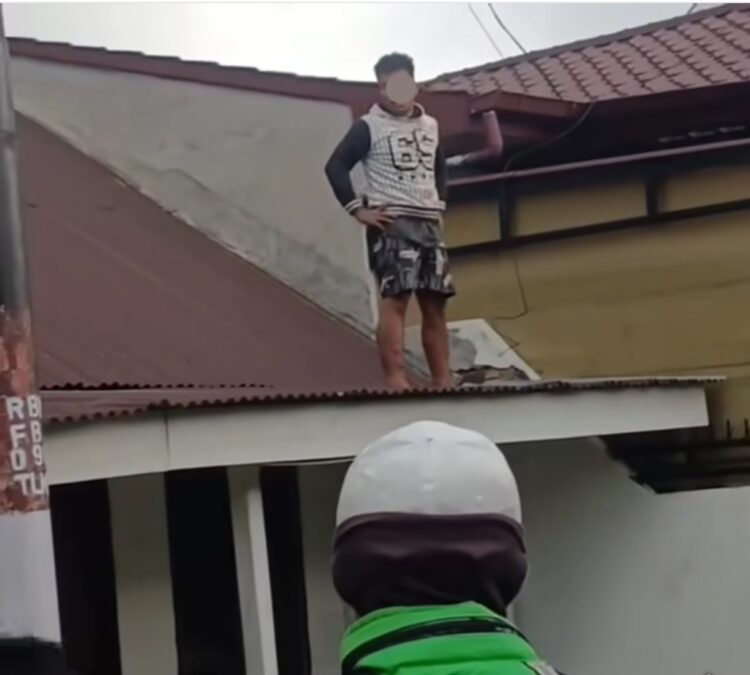 Bobol Rumah Polisi, Maling Nekat Lari ke Atap Rumah Warga di Pematangsiantar